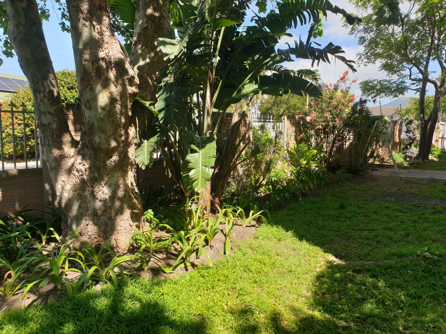 To Let 2 Bedroom Property for Rent in Diep River Western Cape